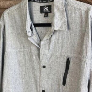 Rock&Republic Light Gray Zipper Accent Shirt Sz L